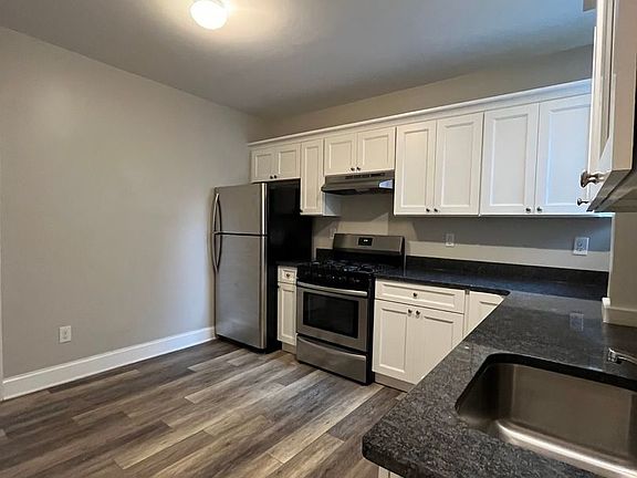2nd image of 2206 South St #2-2F