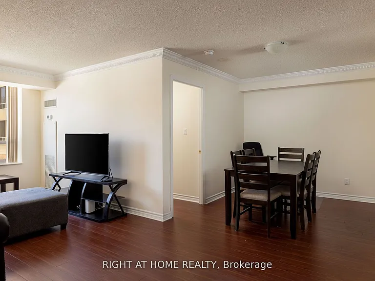 1883 McNicoll Ave #227 — Photo 7