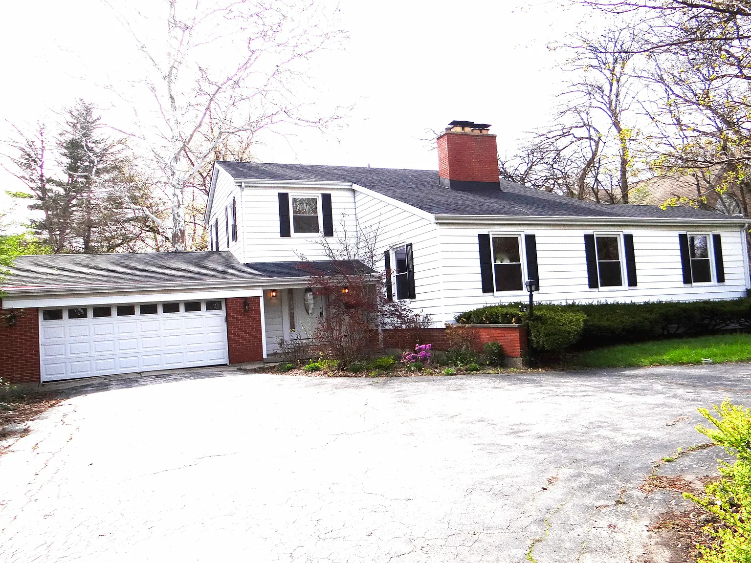 1130 Western Ave photo 1