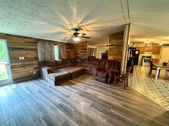 5th image of 1273 Arnoldsburg Rd