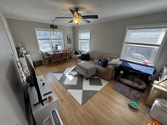 3rd image of 302 E Oklahoma Ave #304