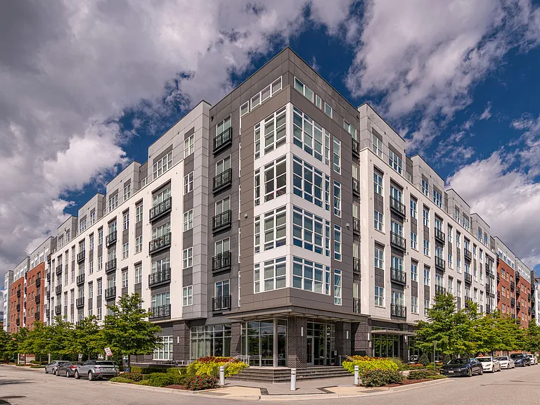 101 Cross Street — Photo 15