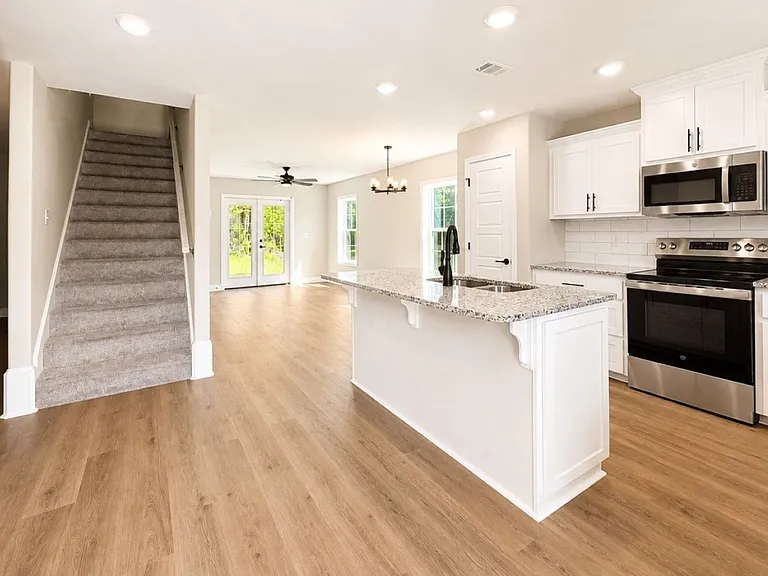 419 Madison Ave — Photo 5