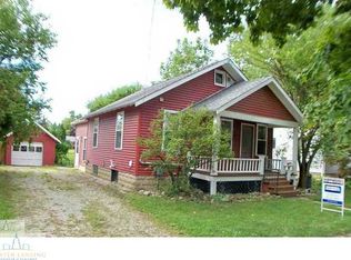 806 E State St, Saint Johns, MI