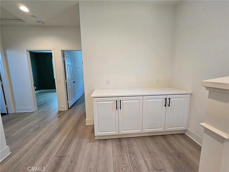 250 N Standard Ave — Photo 22