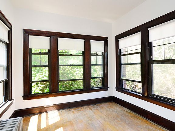 5th image of 6333 N Wayne Ave #3