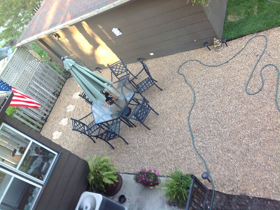 1st image of 1025 Hickory St