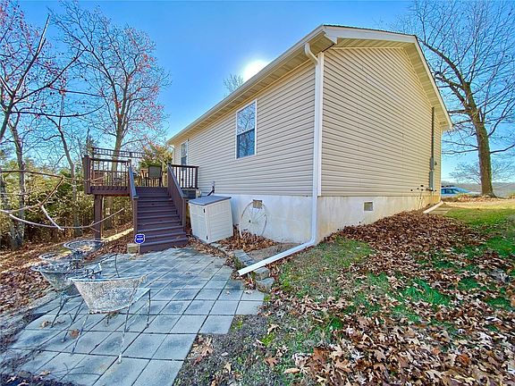 5th image of 7123 Lakeview Dr