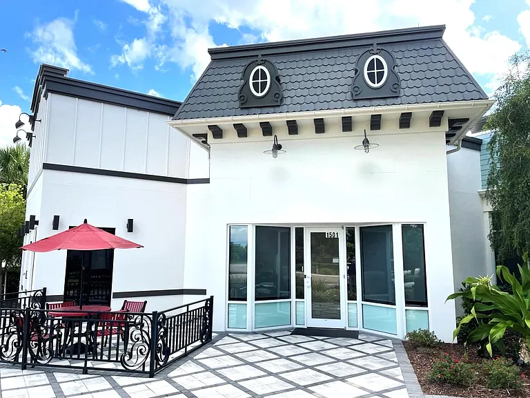 1689 Sanibel Dr — Photo 19