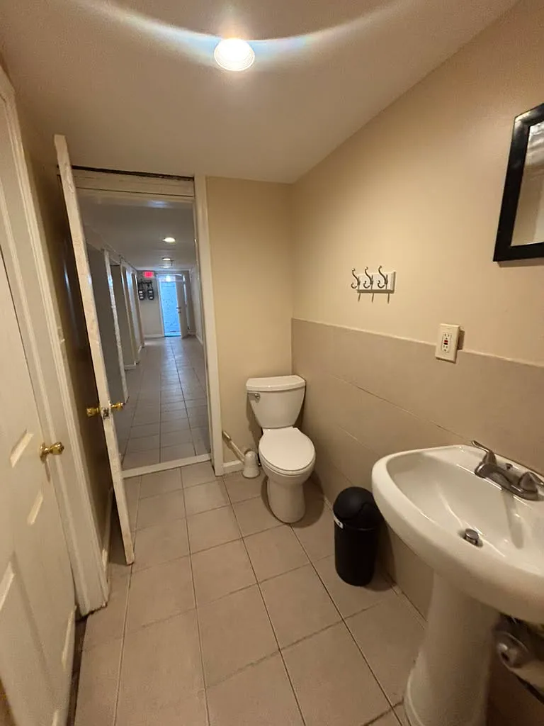 1 bed, $1,100 — Photo 2