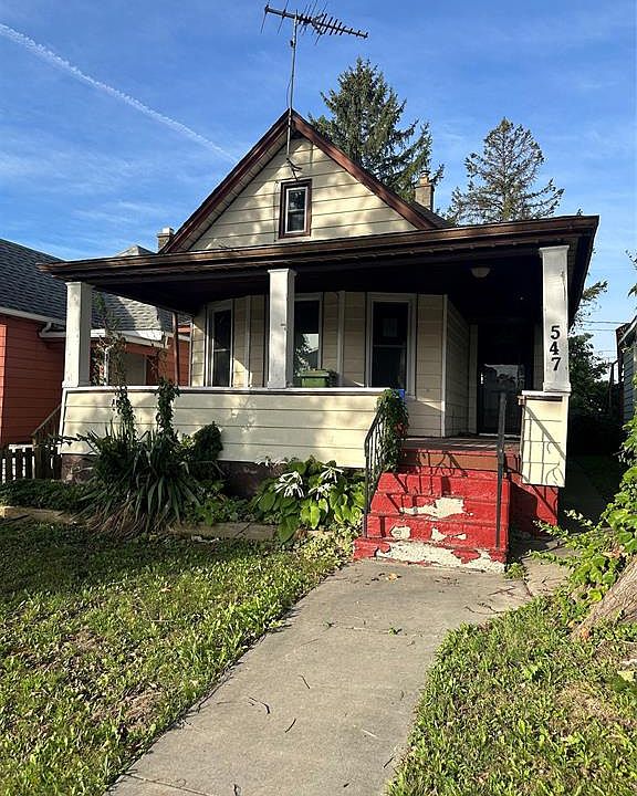 1st image of 547 Pierre Ave