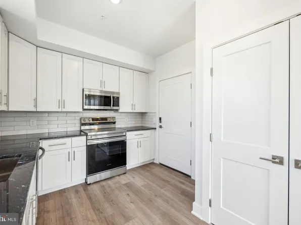 1350 N Front St, Philadelphia, PA