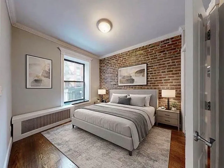 410 E 13th St #FIVE — Photo 2