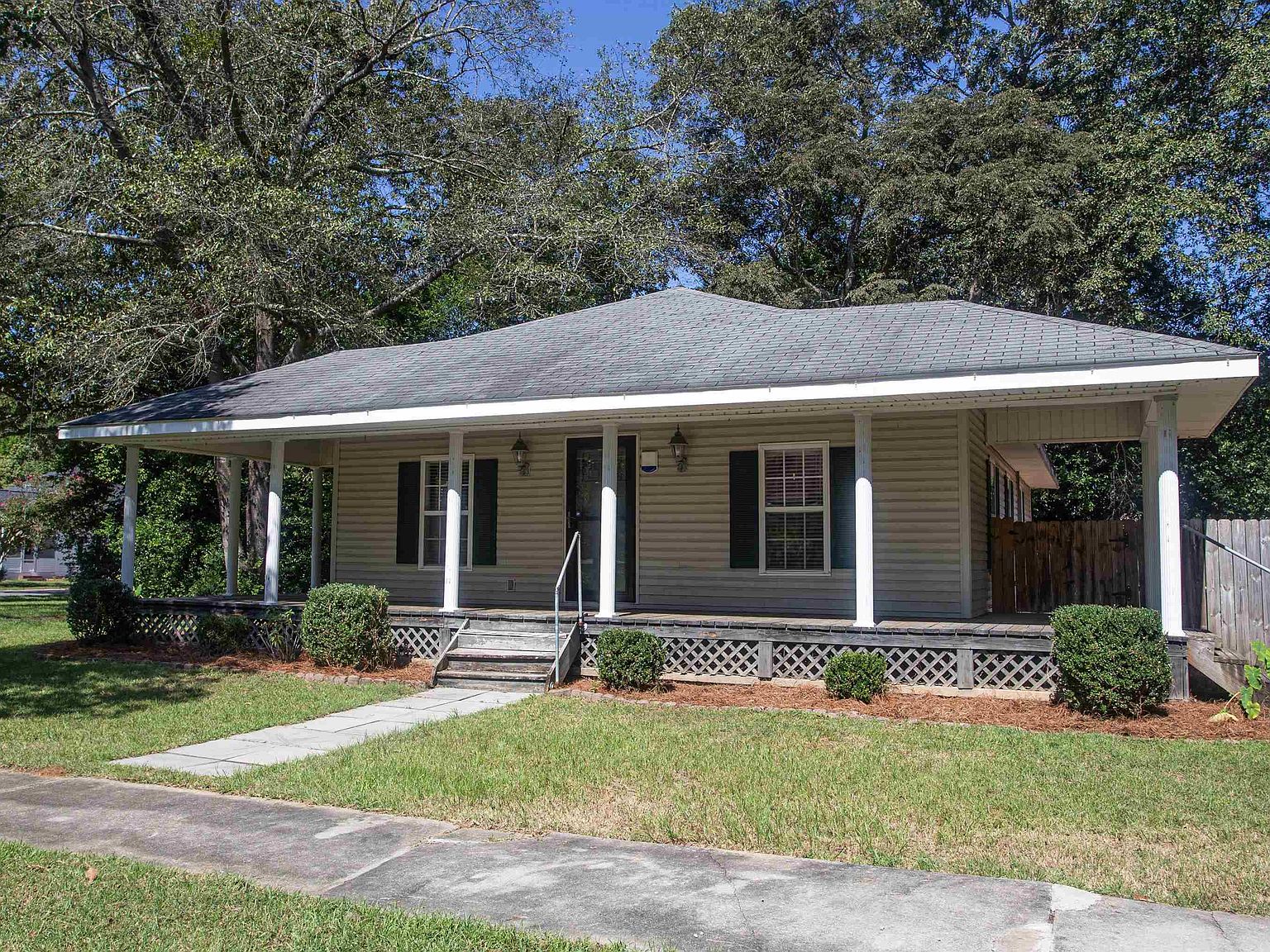 105 College St, Bethune, SC 29009 MLS 570609 Zillow