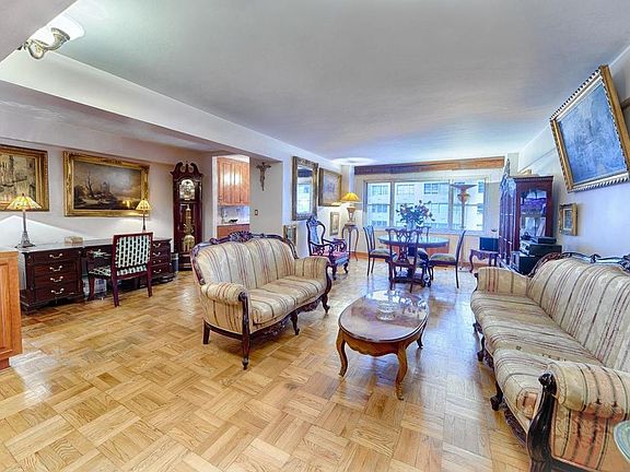 2nd image of 1381 Avenue Of The Amer #6G