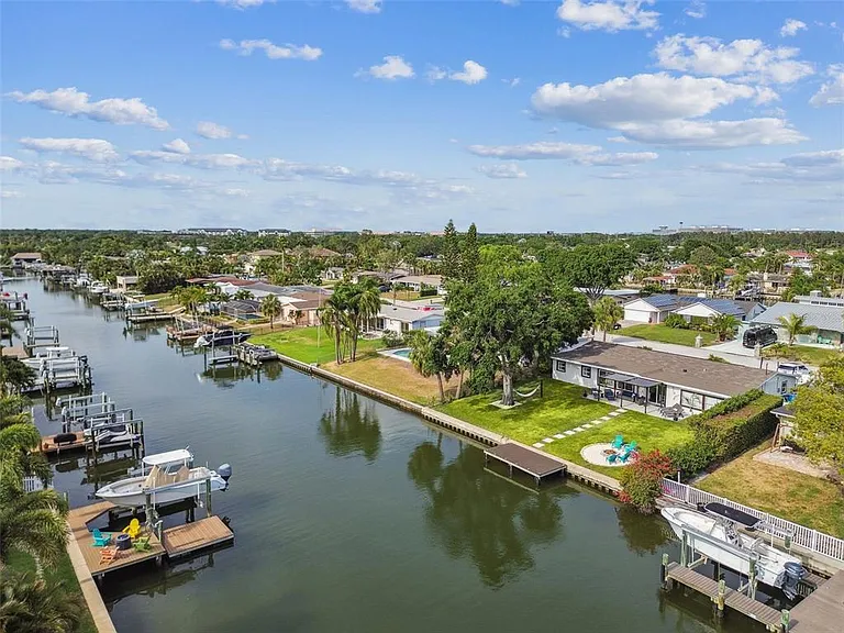 3922 Fontainebleau Dr — Photo 62