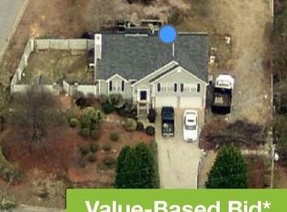 6480 Marsham Dr, College Park, GA 30349