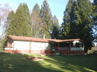 8177 Kickerville Rd, Blaine, WA 98230