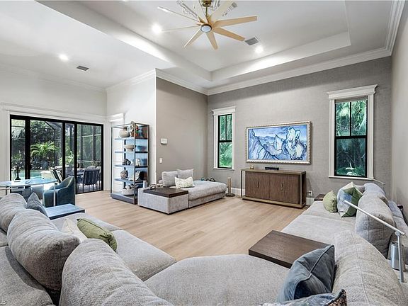 2nd image of 1455 Hemingway Pl