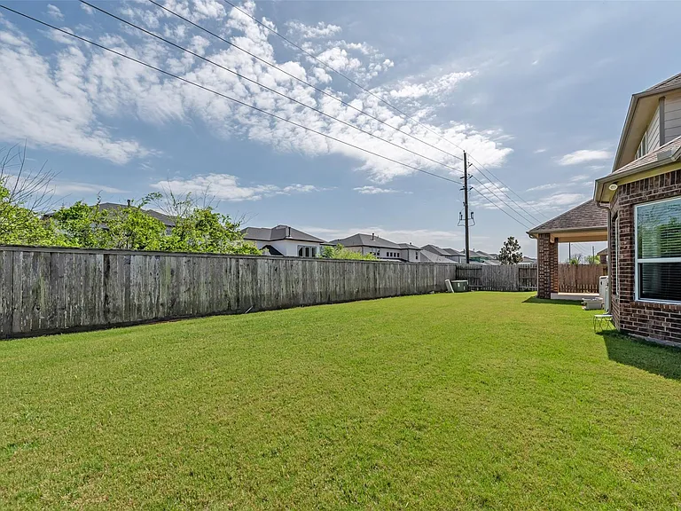 4607 Rockton Hills Ln — Photo 49