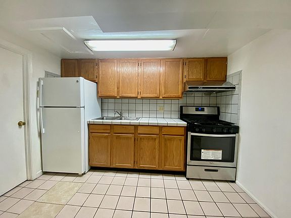 5th image of 106 San Jose Ave Unit B