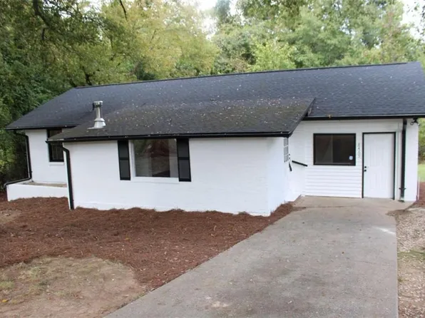 8469 Shiloh Ct, Jonesboro, GA 30238