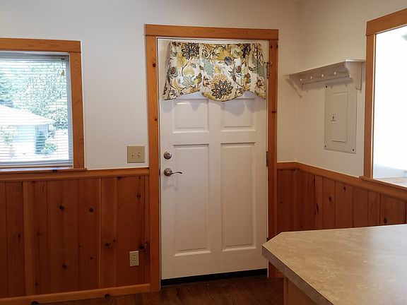 Front door/entry