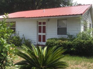 2006 I St, Brunswick, GA 31520