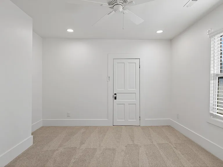 400 Cansler Ave — Photo 15