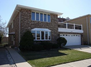 6513 W Bittersweet Pl #1, Chicago, IL 60634