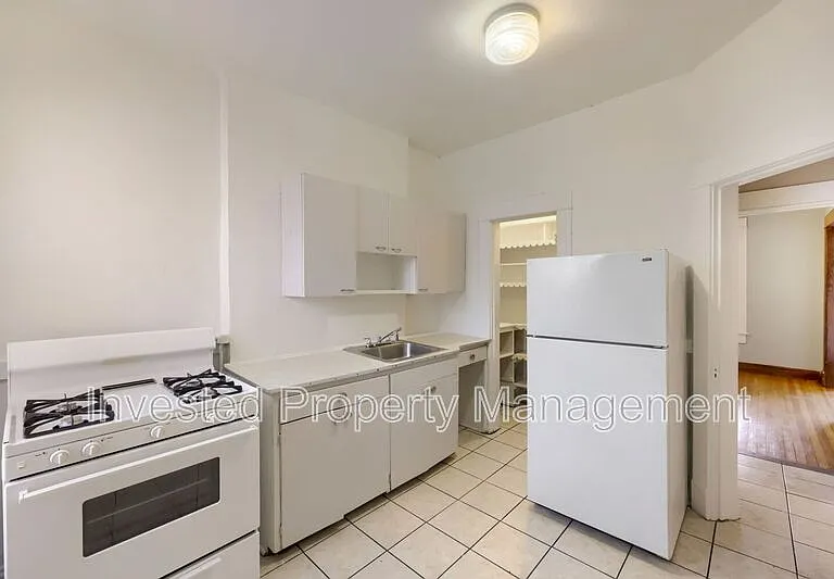 533 E 6th Ave — Photo 6