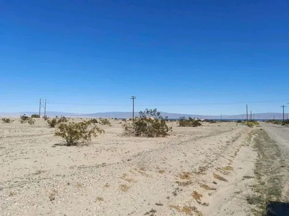 1370 Alpine Ave, Salton City, CA 92274