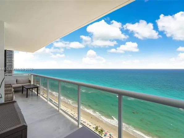 3140 S Ocean Dr, Hallandale, FL