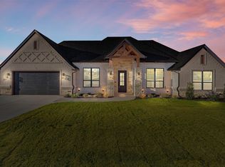 2408 Candlestick Dr, Granbury, TX 76049