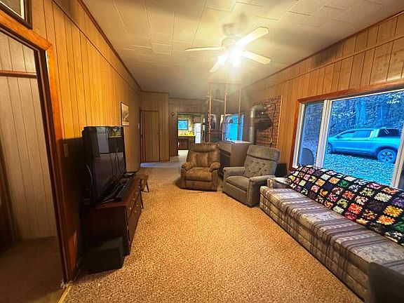3rd image of 718 Trunkeyville Rd