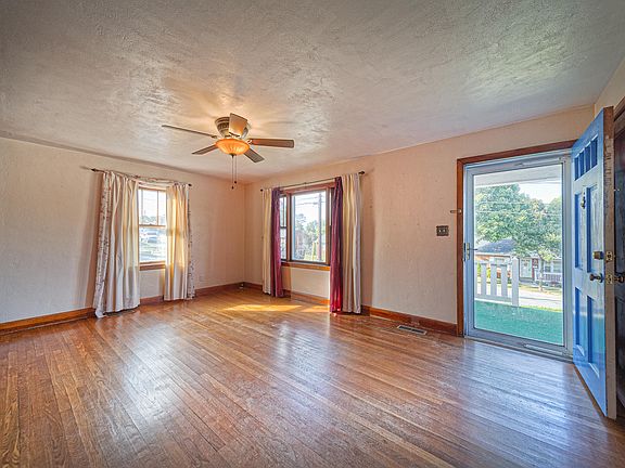 5th image of 1143 Halliahurst Ave