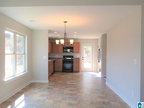2nd image of 137 Shiloh Creek Dr