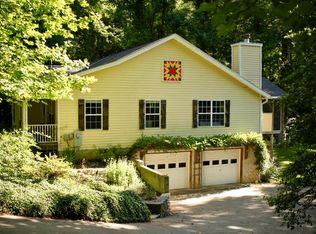 144 Pearson Ln, Black Mountain, NC 28711