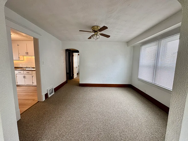 3511 Pine Ave #1 — Photo 5