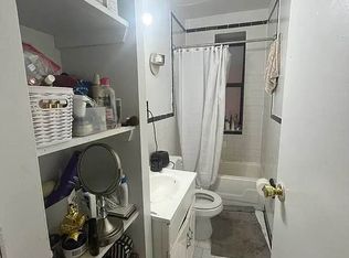 244 E 21st St APT 1, New York, NY 10010