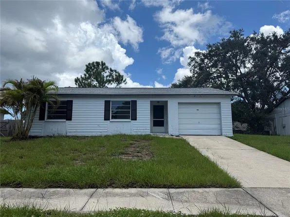 1308 Dukes Dr, Tarpon Springs, FL 34689