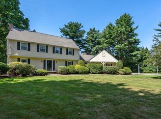 21 Pawnee Cir, Milton, MA 02186
