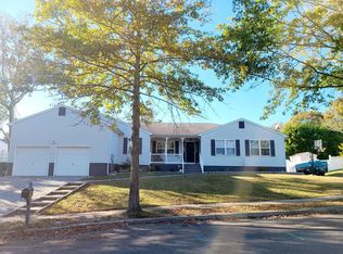 37 Old Main Shore Rd, Barnegat, NJ 08005