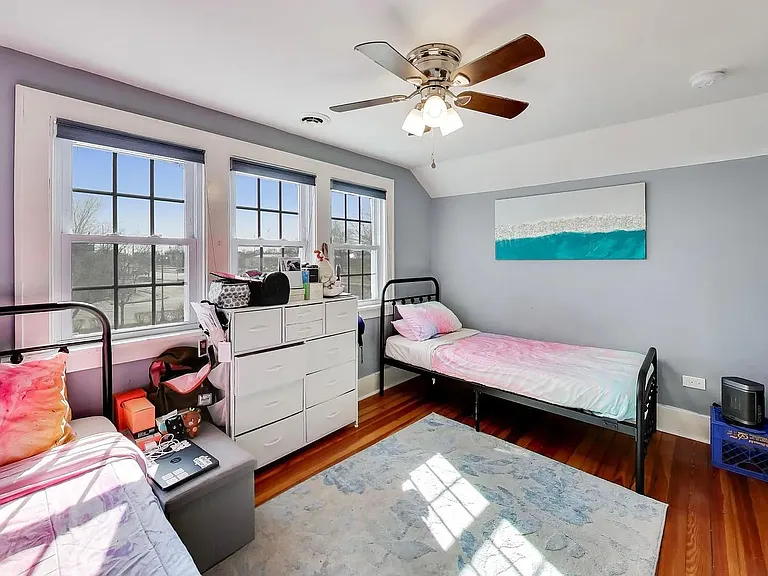 264 E 161st Pl — Photo 7