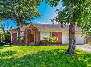 10916 Linwood Ct, La Porte, TX 77571