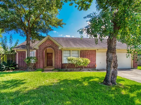 10916 Linwood Ct, La Porte, TX 77571