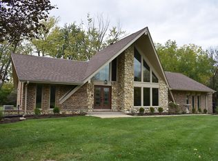 9010 Lemont Rd, Downers Grove, IL 60516