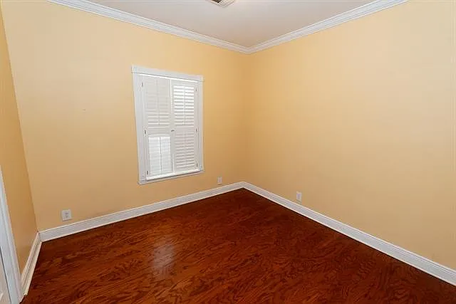 1333 Soldiers St — Photo 12
