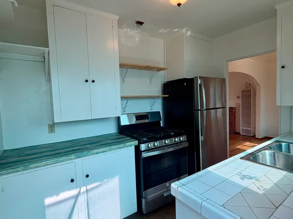 5073-5085 Voltaire St, San Diego, CA