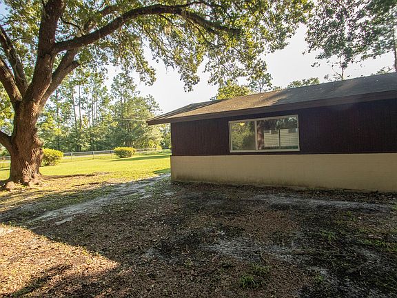3rd image of 5682 NW 216th St